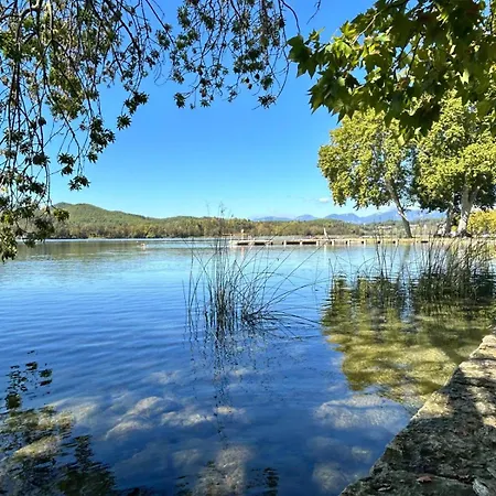 Catalunya Casas Off The Beaten Path Oasis Near Lake!