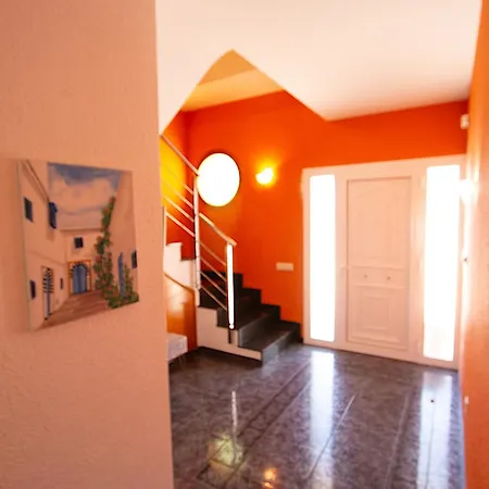 Catalunya Casas Off The Beaten Path Oasis Near Lake!
