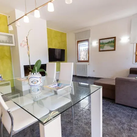 Villa Catalunya Casas Off The Beaten Path Oasis Near Lake! Usall