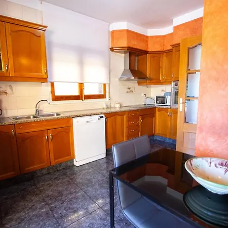 Catalunya Casas Off The Beaten Path Oasis Near Lake! Villa